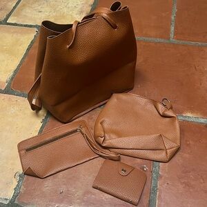 Set of 4 - Purse set